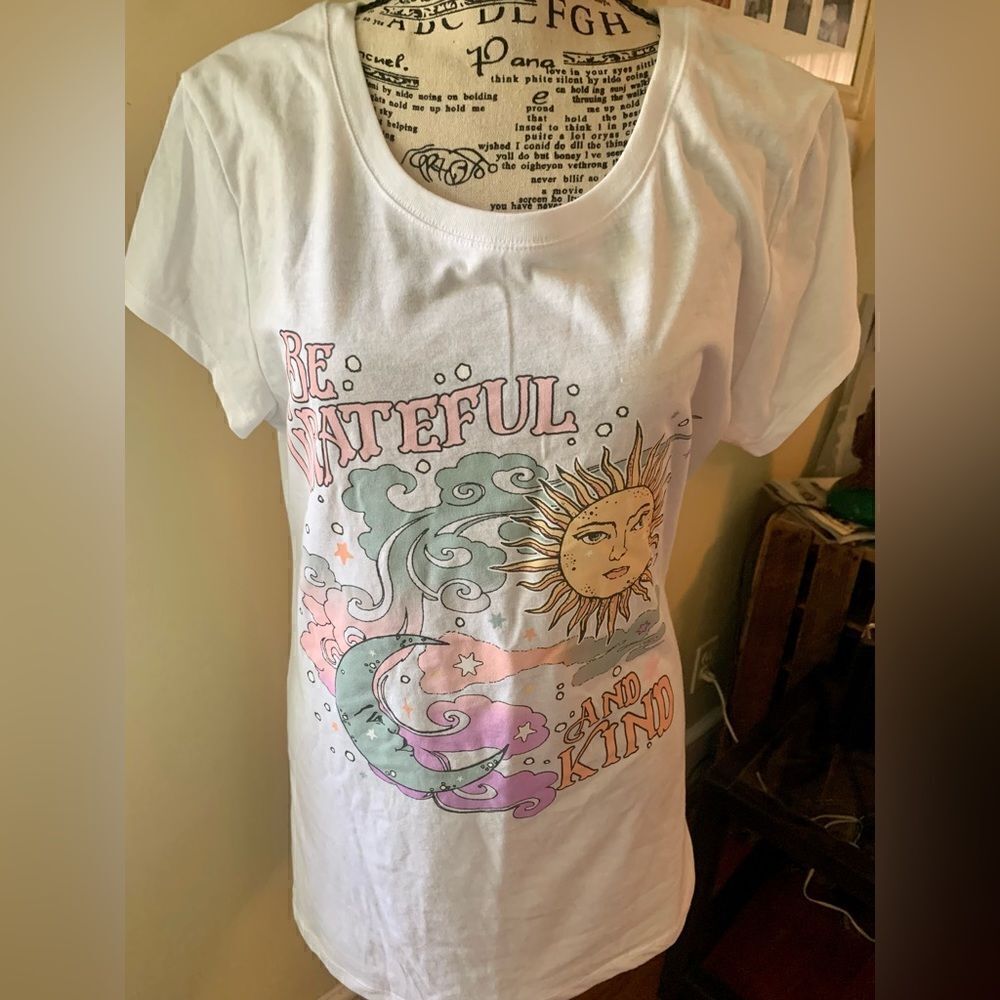 Be Grateful Be Kind Tee - Picture 1 of 5